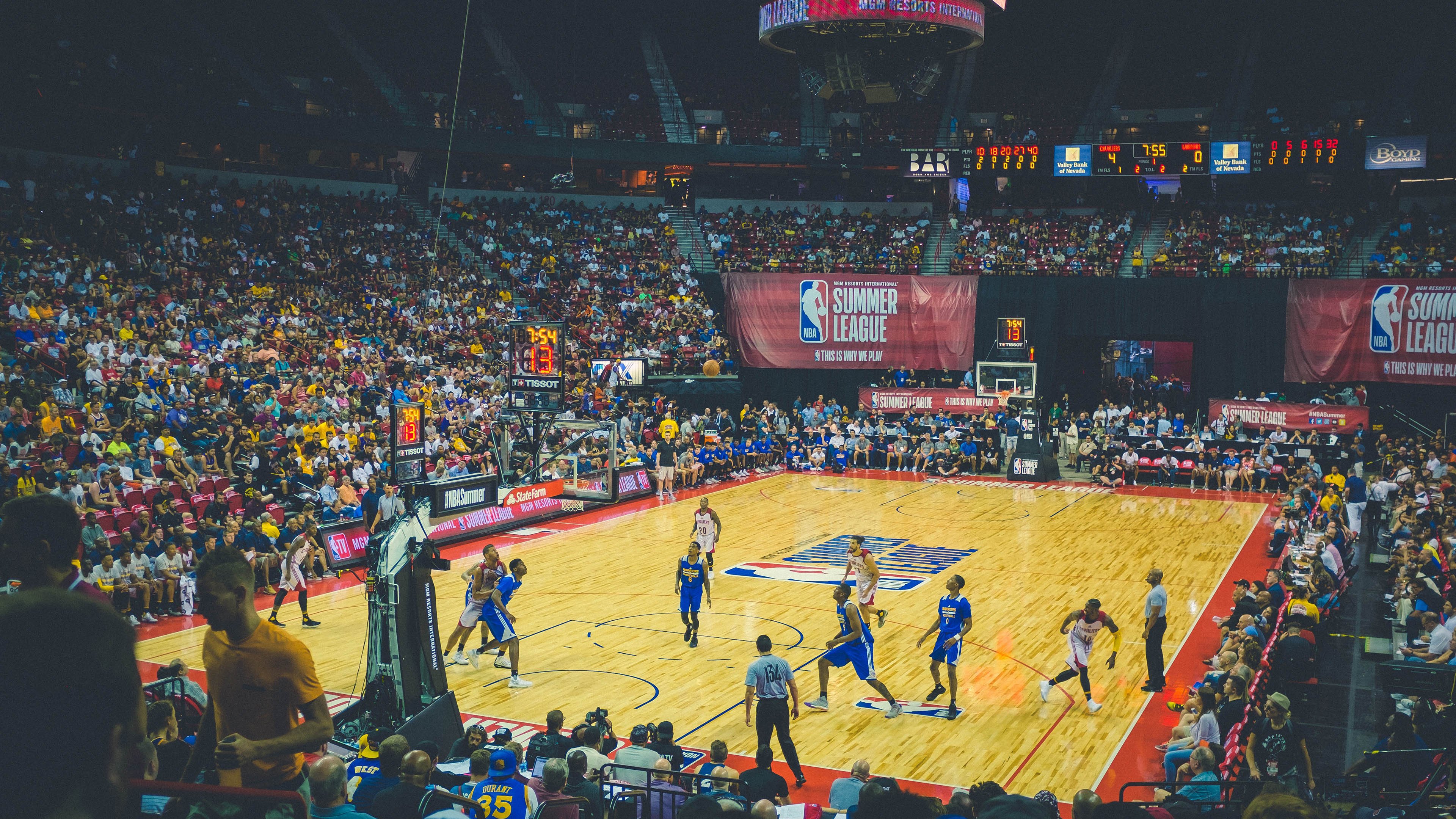 塔特在球场上的全面能力,已成为袋鼠队不可或缺的核心,塔特是什么意思