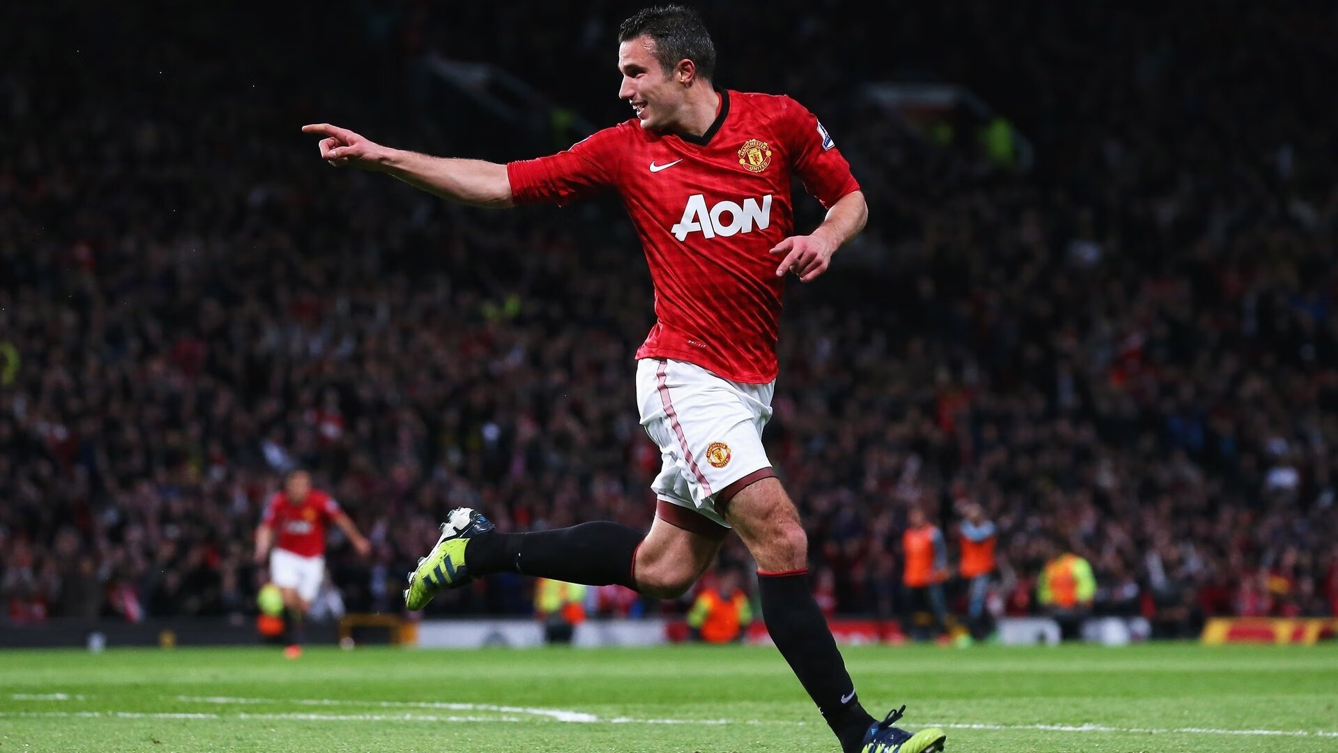 拉恩:他快速的脚步和敏捷的变向让全黑队的进攻更具威胁,拉恩德国